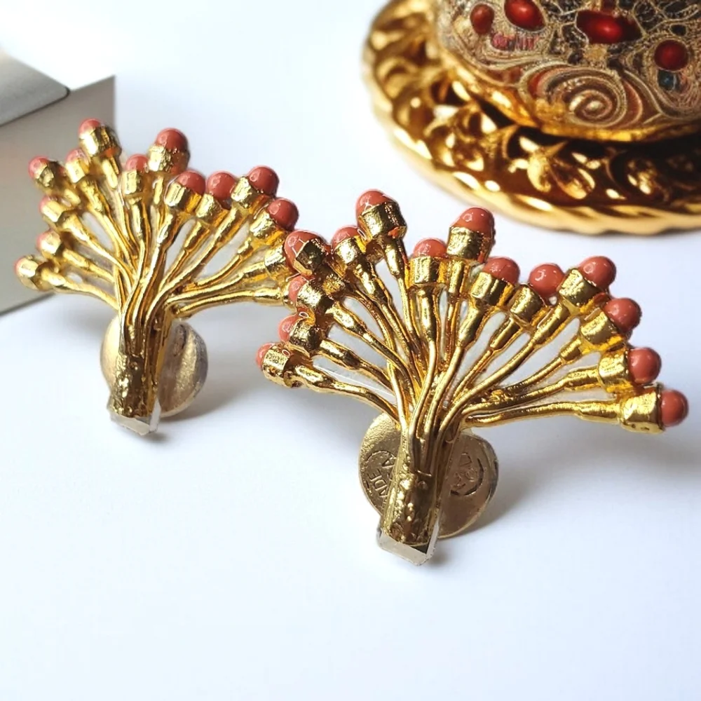 New $150 KENNETH LANE Coral Sea Fan Earrings
